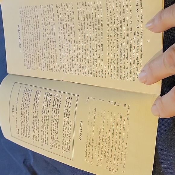 1942 brochure WW2, 1942 - Picture 4 of 4